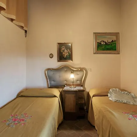 Casa de Campo Casa Teresina Petrognano (Lucca)